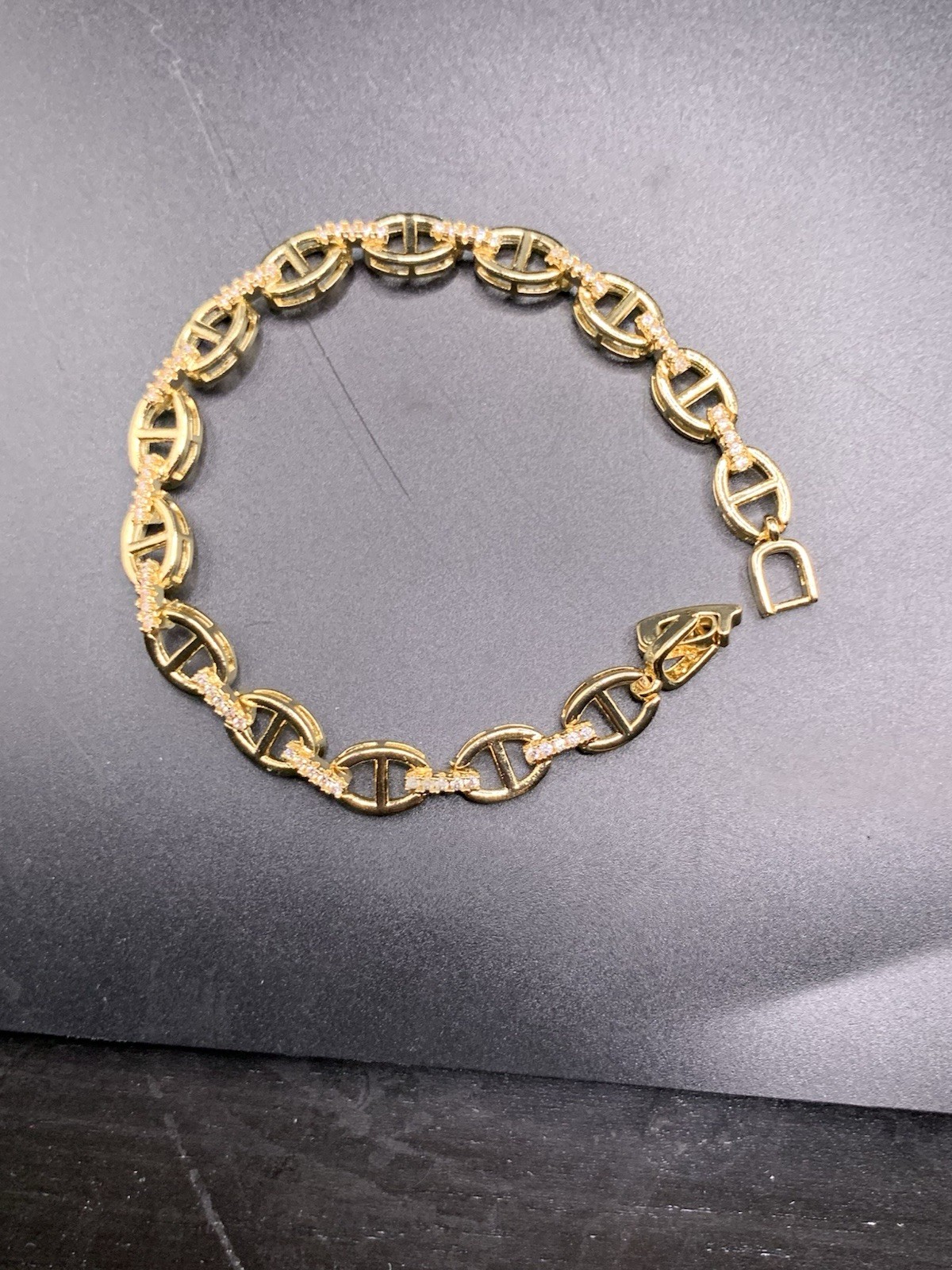 14k Yellow Gold Filled Sparkle G Puff 7” Bracelet