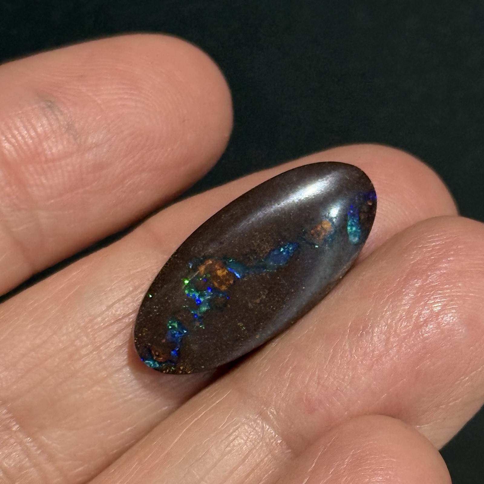 21.1ct 23×10.6x5mm Natural Dark Boulder Australian Opal Oval Cabochon Ring Gem