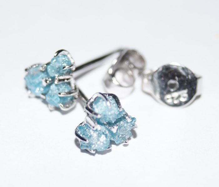 1.45TCW NATURAL ROUGH GREENSIH BLUE UNCUT RAW DIAMOND EARRING 925 SILVER STUD