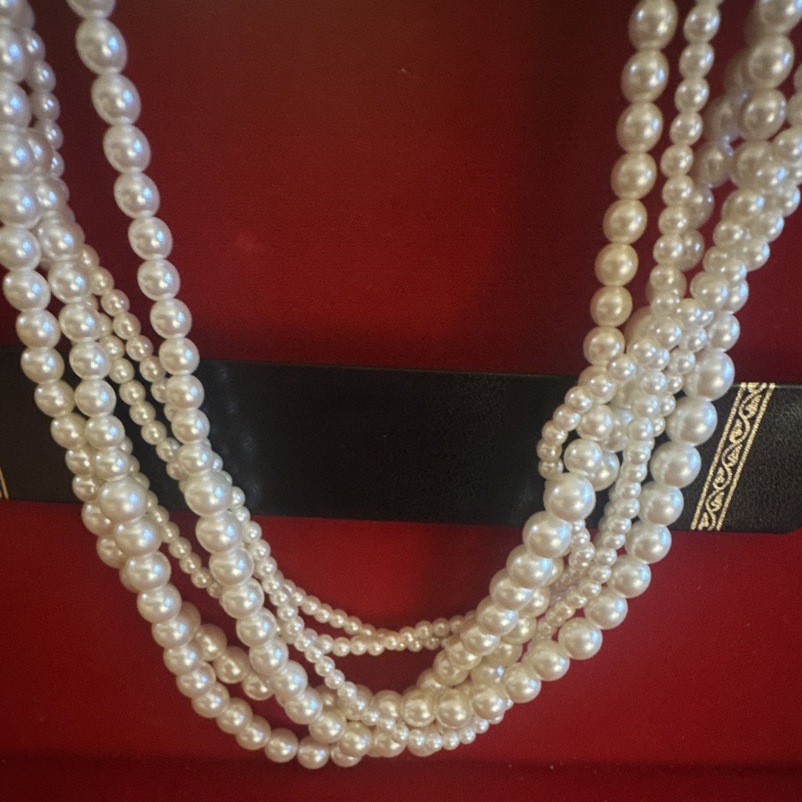 White Multi-Strand Simulated Imitation Pearl Round Beaded Necklace Faux Pearl