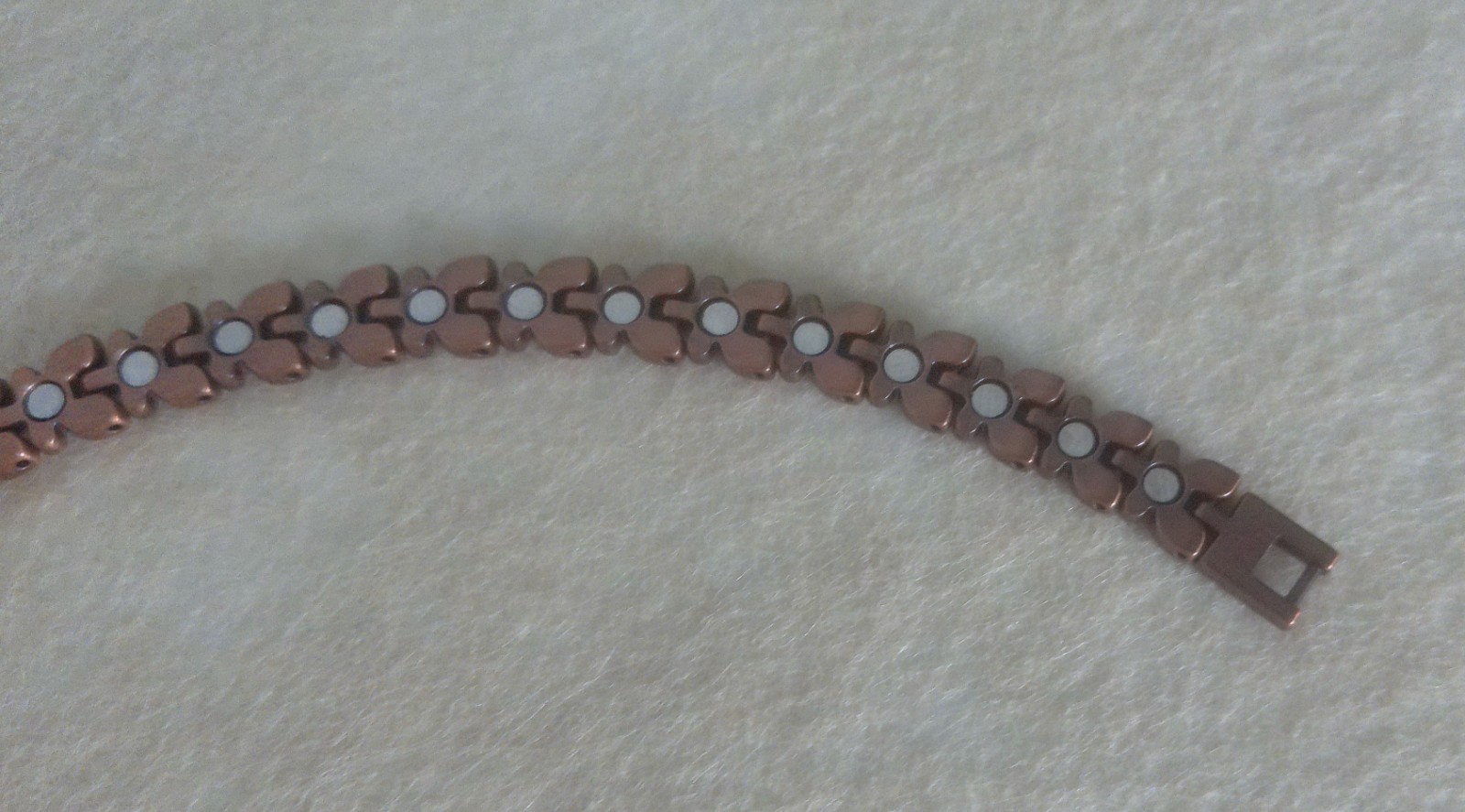 New Copper Toned Petal Link 8″ Bracelet with Fold Over Clasp All Occasions