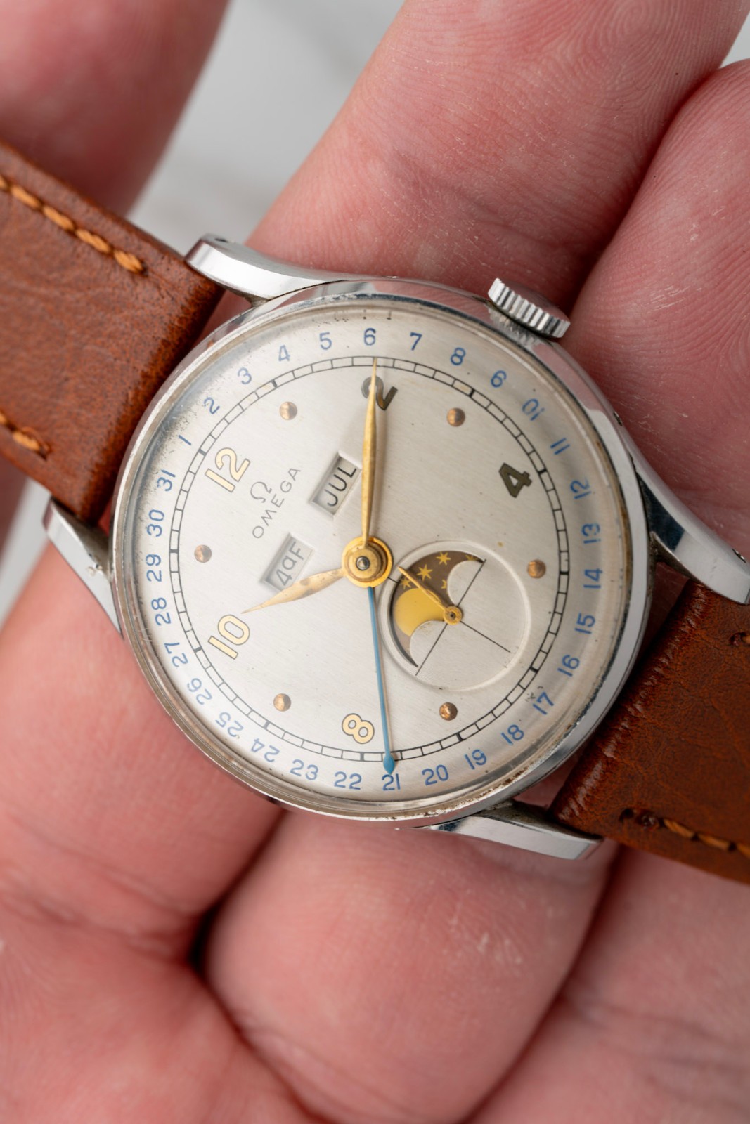 Omega Cosmic Triple Calendar Moonphase Ref. 2471/1 “Portuguese”
