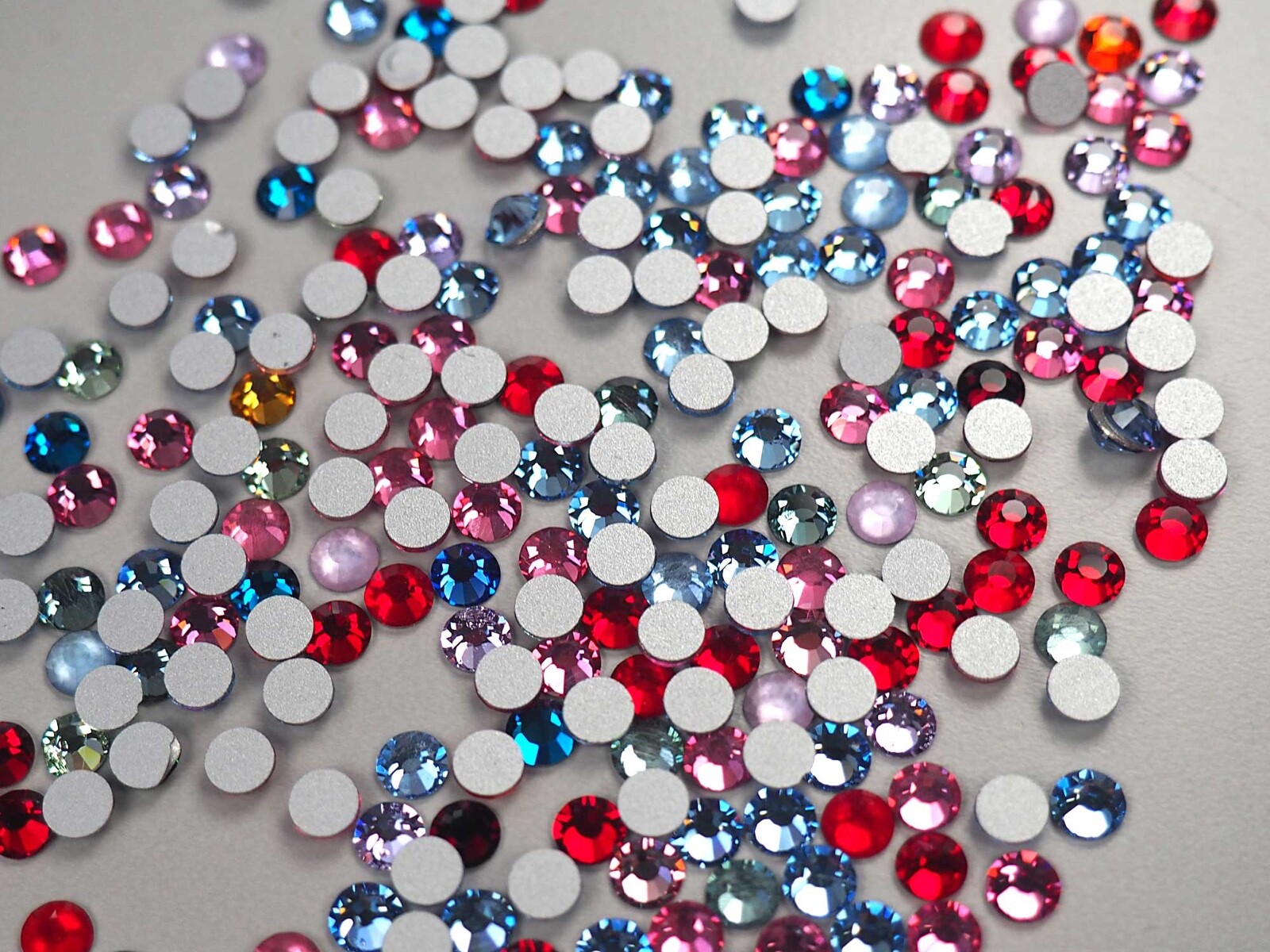 Color Mix “I” CLOSEOUT, Preciosa VIVA Genuine Czech Rhinestones ss16, 4mm