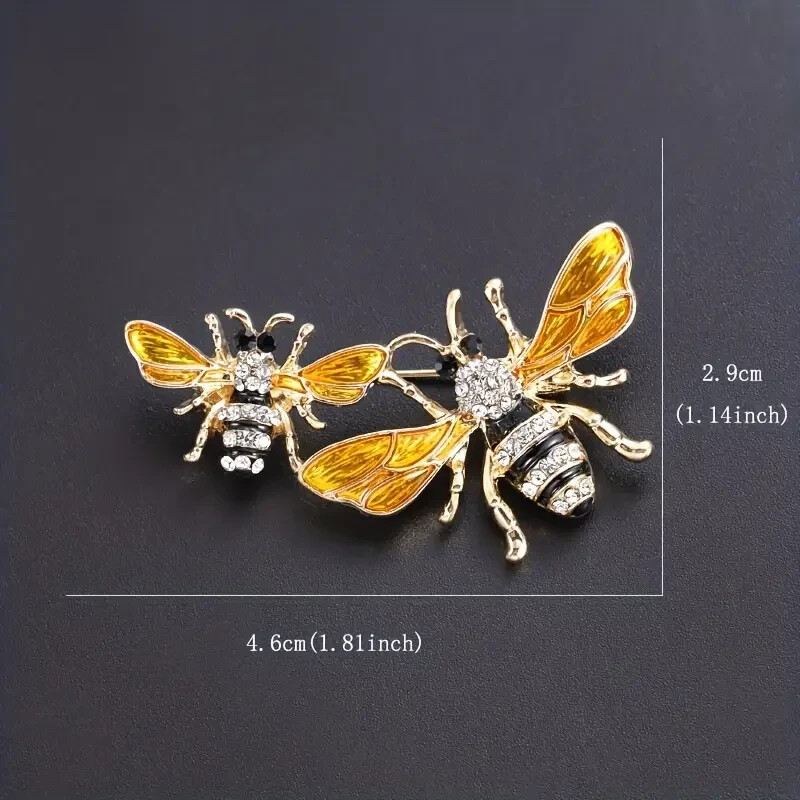 Fashion Shiny Rhinestone Honey Bee Brooch Men Women Holiday Gift New