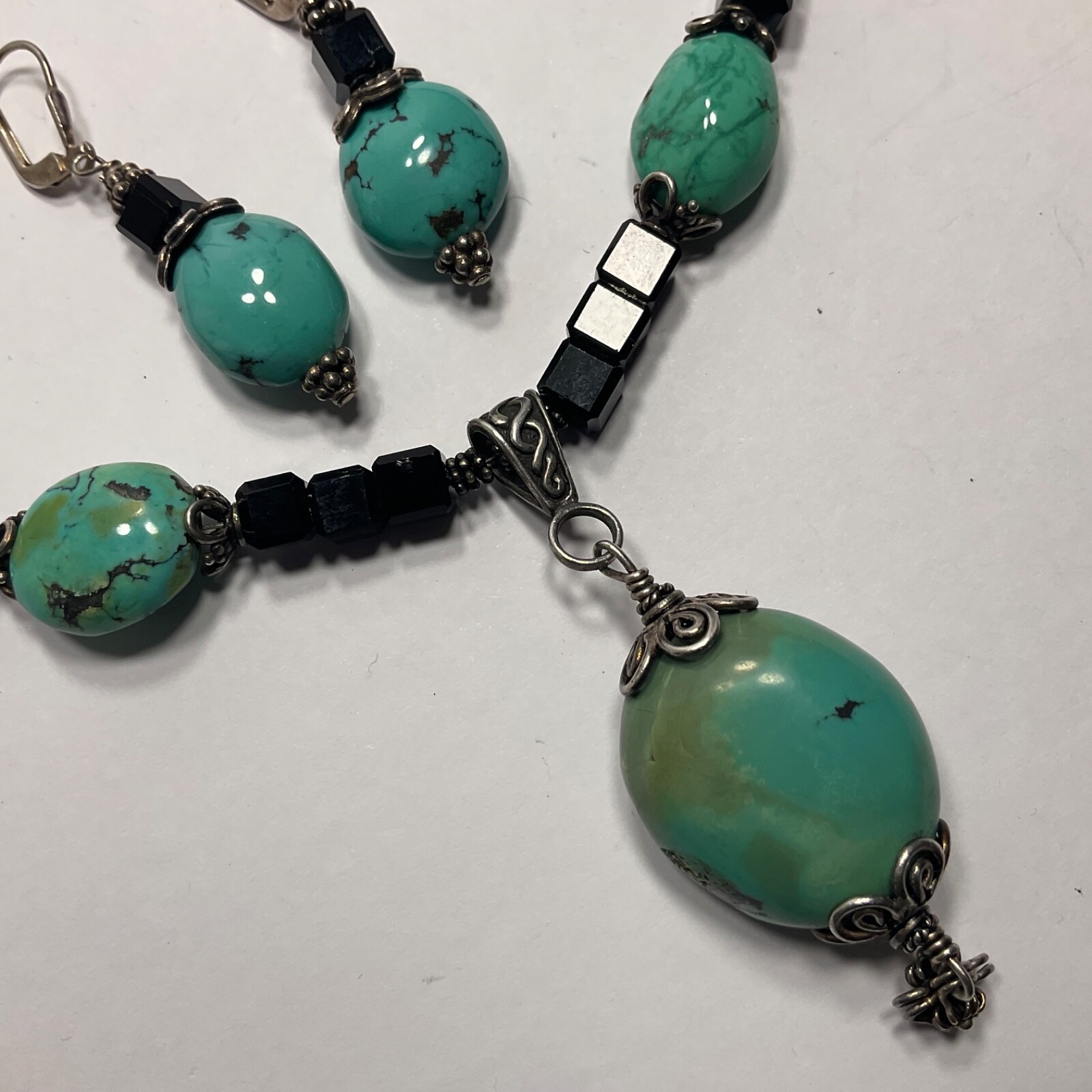 Vtg Genuine Turquoise Black Glass Beaded & Drop Pendant Necklace Earring Set 925