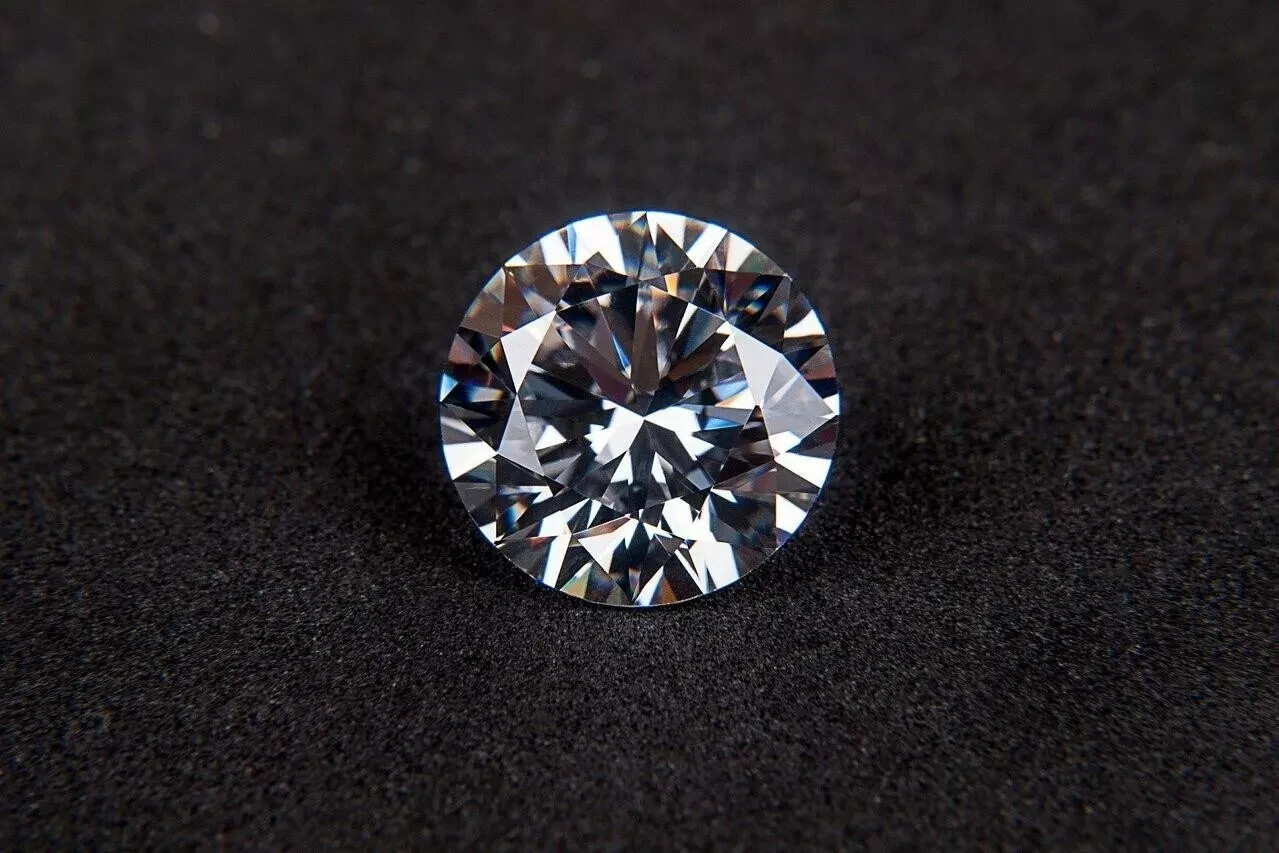 2.45 CT Natural White Diamond Round Cut 9 MM VVS1 D Grade IDGL Certified A3
