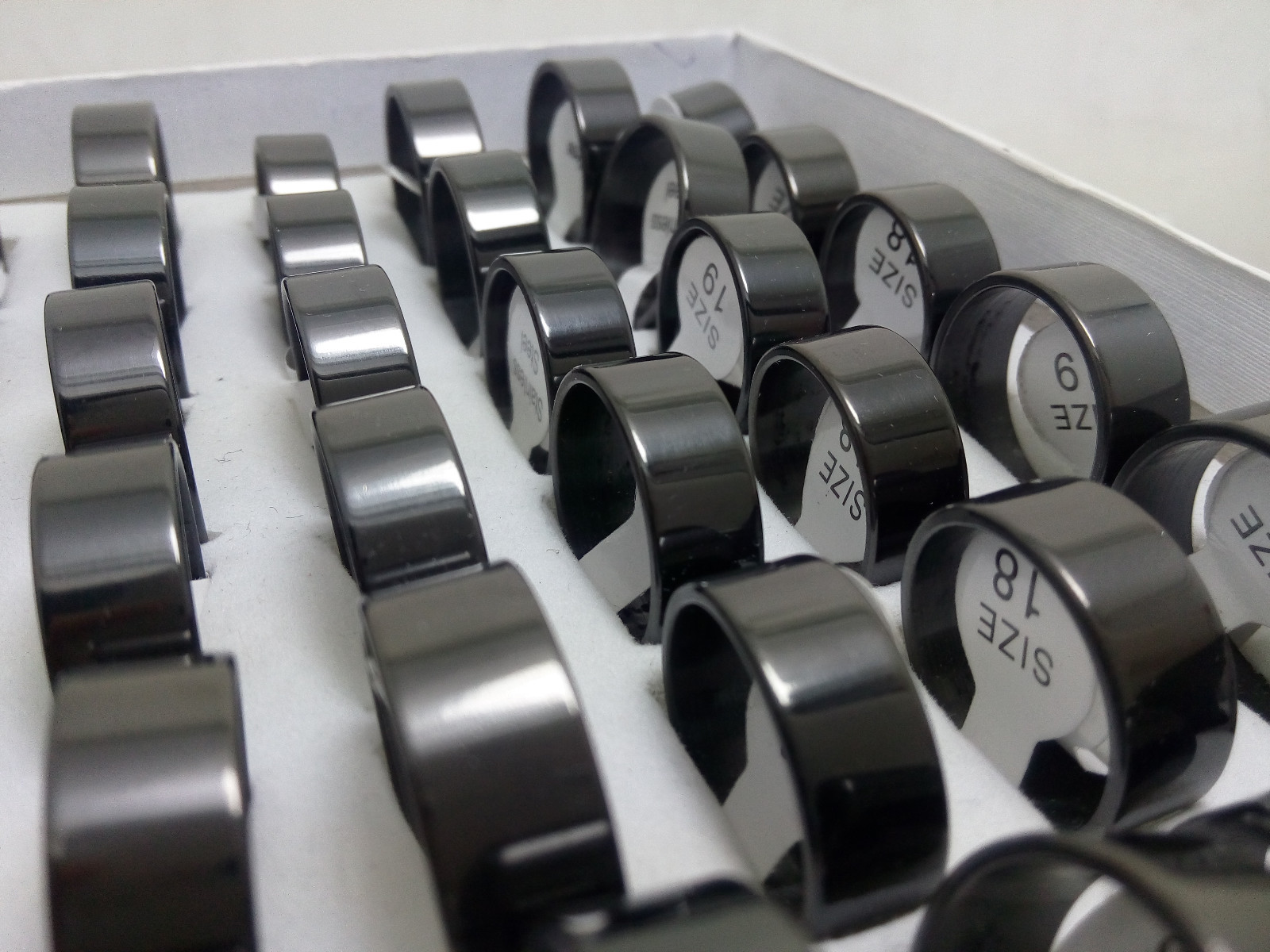 Wholesale 36pcs Black Band Rings Men’s Classic Stainless Steel Wedding Rings