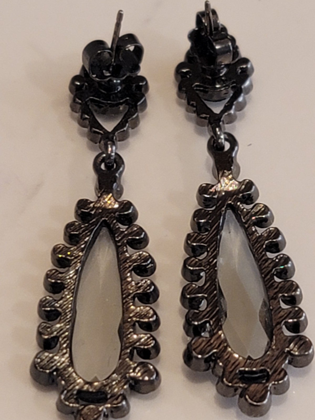 Avon Black Diamond Color Drop Earrings Gunmetal Gray Crystal Dangle 2007