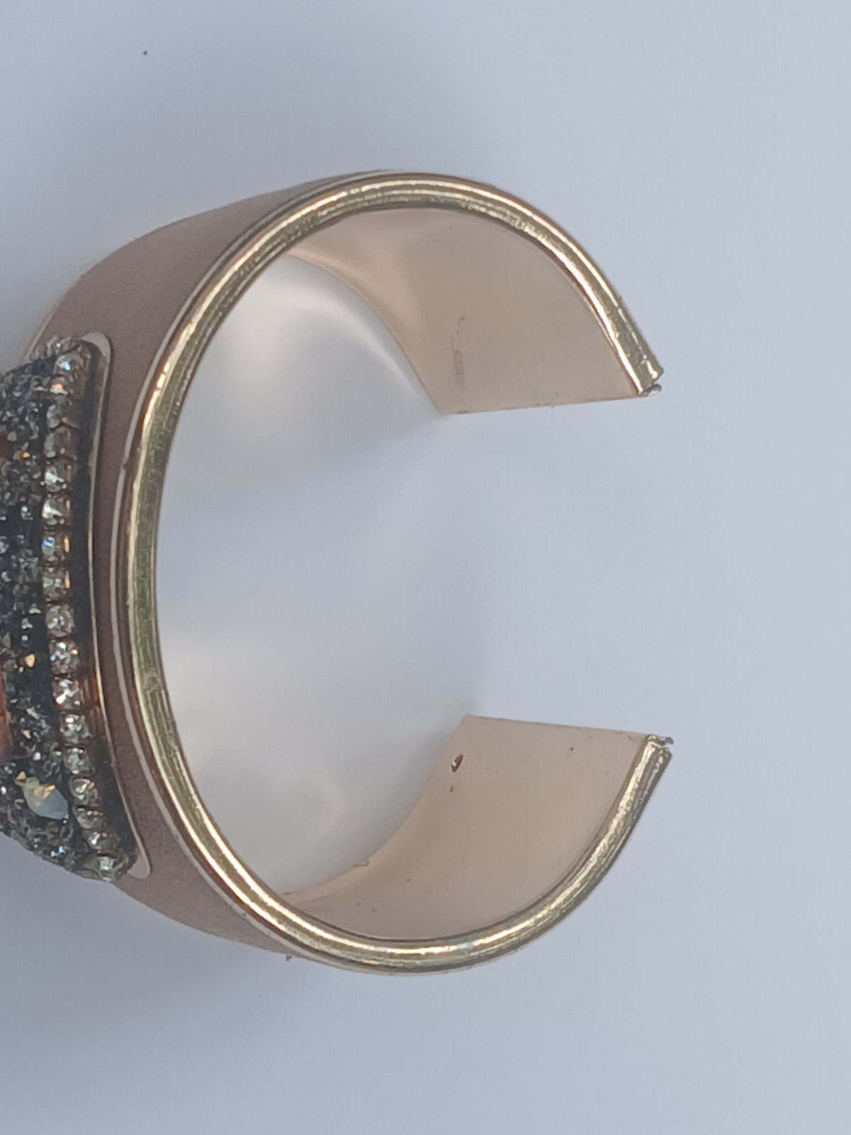 Vintage Cuff Bracelet Gold Tone Rhinestone Mixed Stone Velvet 6.5″ Stunning