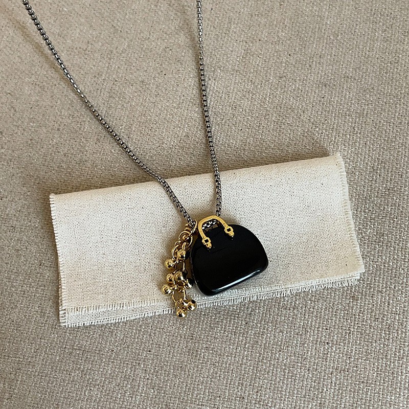 Women’s Long Chain Bag Design Beaded Pendant Necklace Black Brown Statement