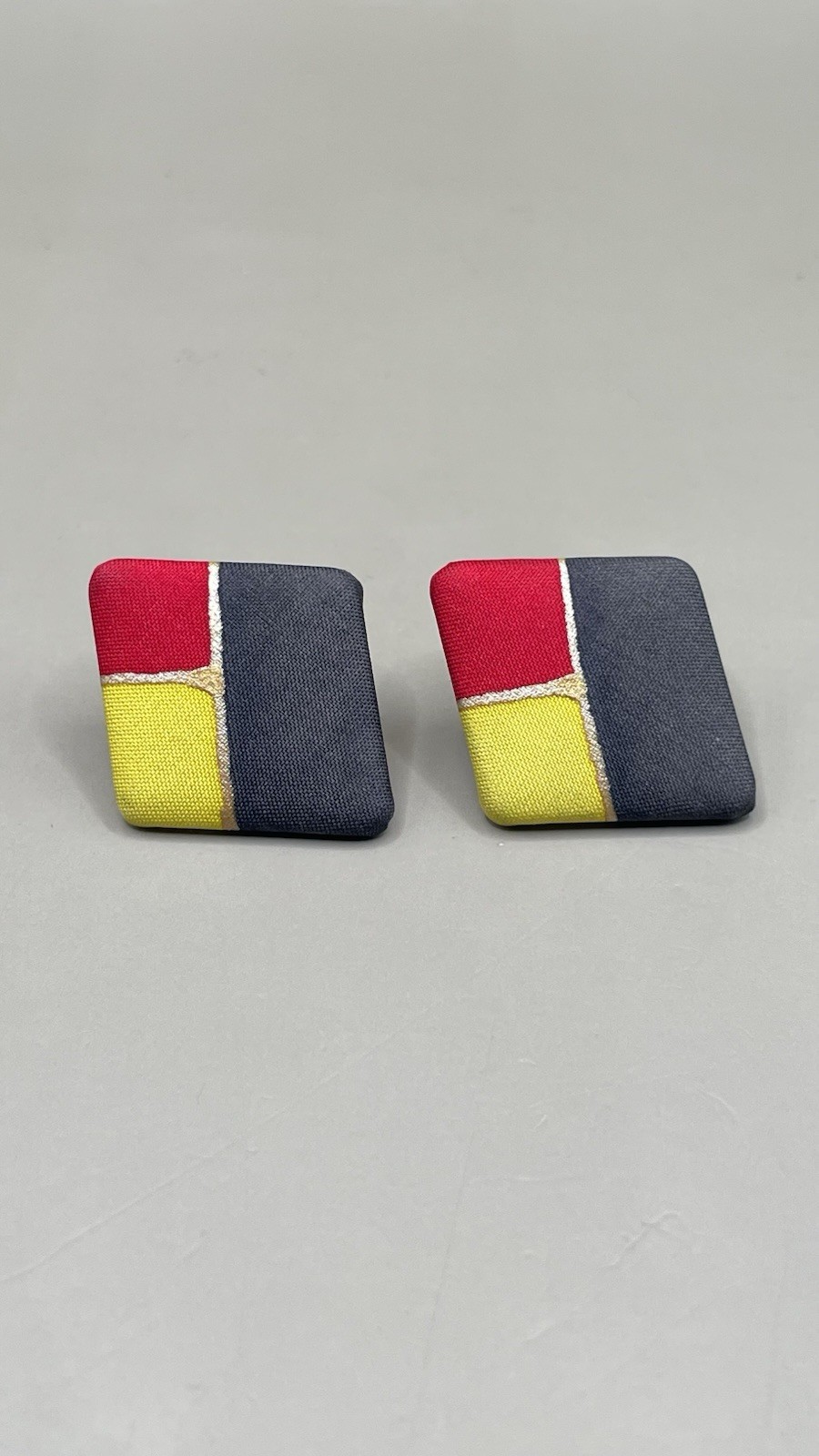 Womens Earrings Pierced Black Yellow Red Gold Tone Silk Painting Signed S Nummer