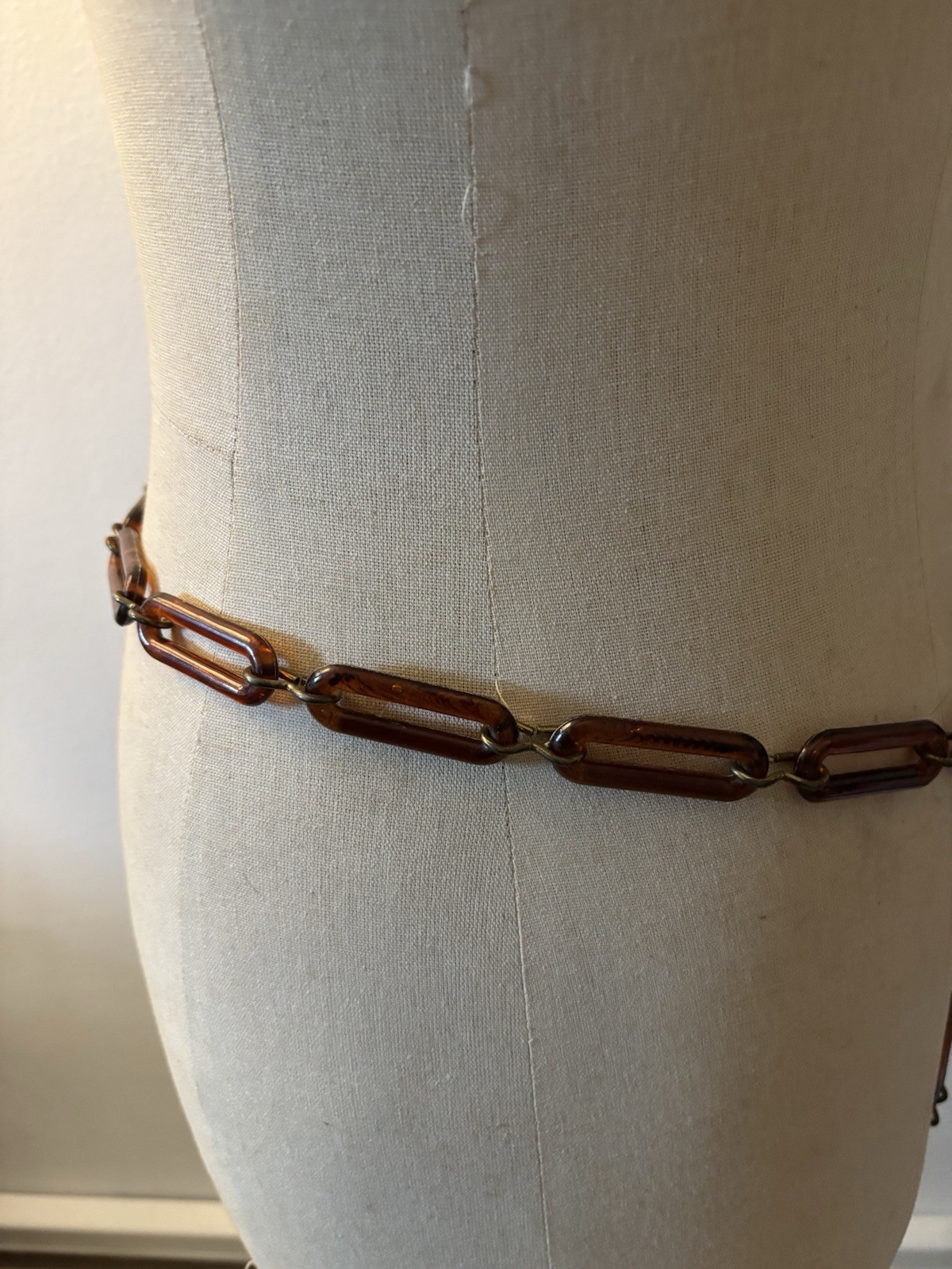 VTG 70s Lucite Link Chain Heart Charm Belt Adjustable Hook Closure