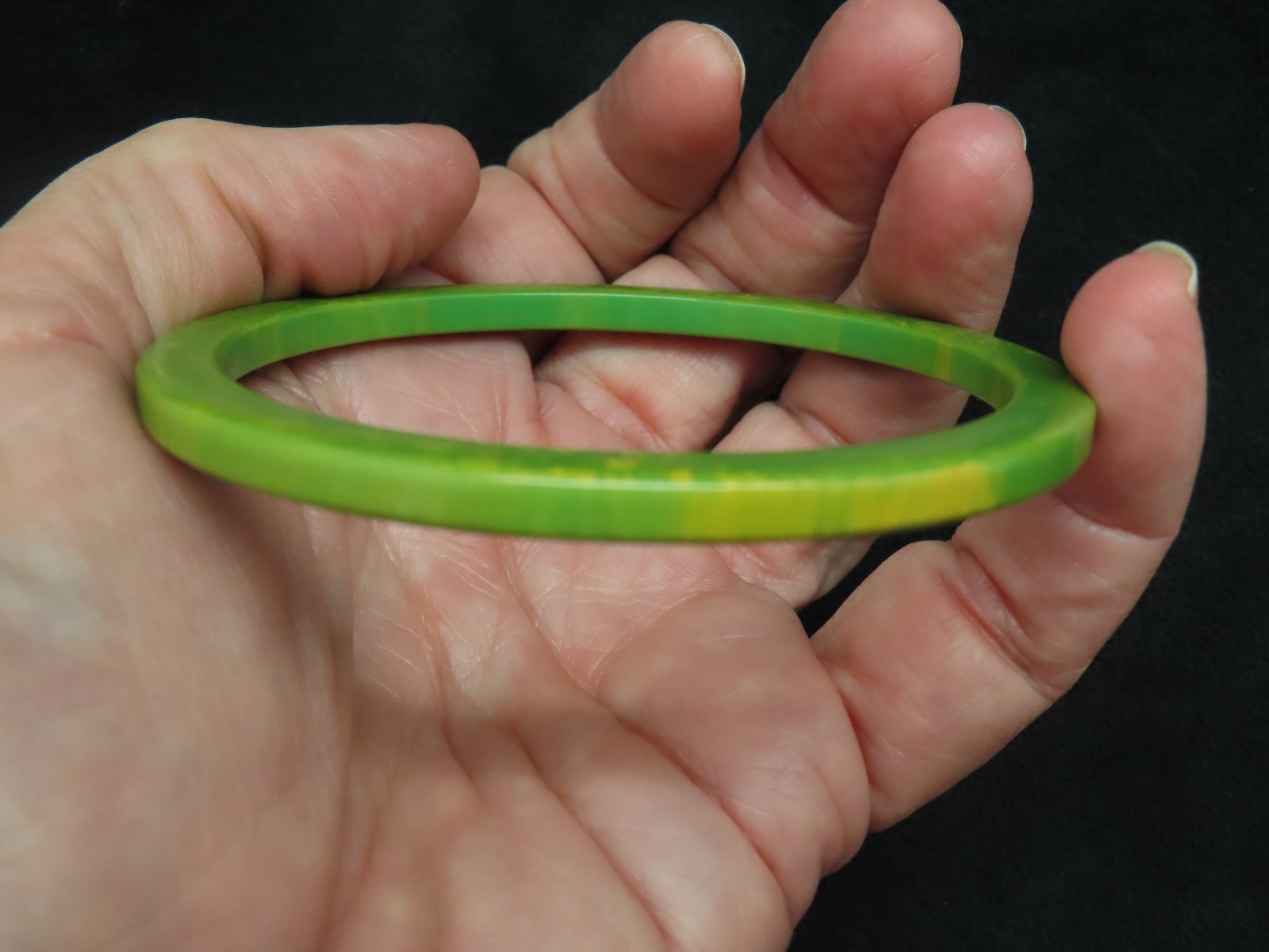 Vintage Thin Lime Green Marbleized “Spacer” Bracelet 9.5″