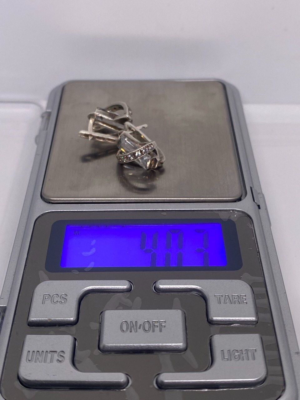 Vintage beautiful earrings Silver 925 Ukraine. Women’s jewelry. Weight 4.0 g.