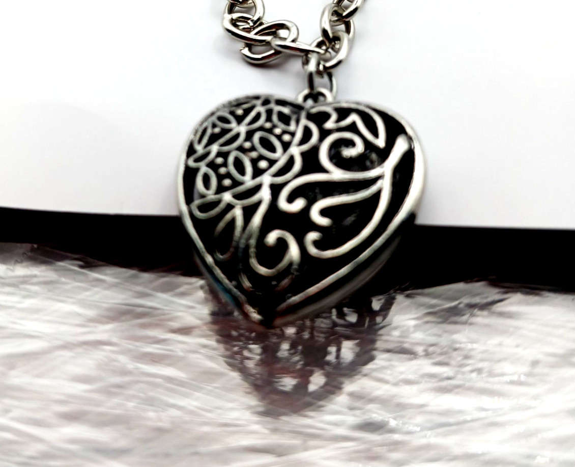 Black + Silver Gothic Heart Pendant with Silvertone Chain 21 Inches