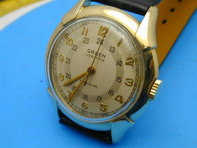 VINTAGE GRUEN PAN AM ORIGINAL DIAL FANTASTIC AT 37.4 X 32.07 MM RUNNING