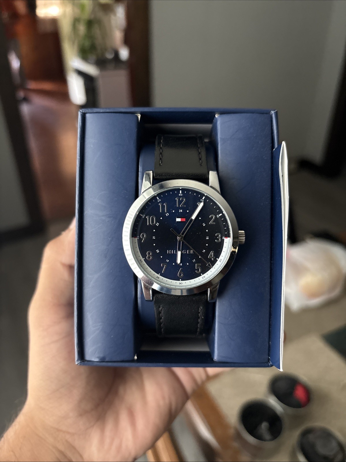 Tommy Hilfiger Black Leather Blue Dial New Battery Box+Papers No Scratches NM