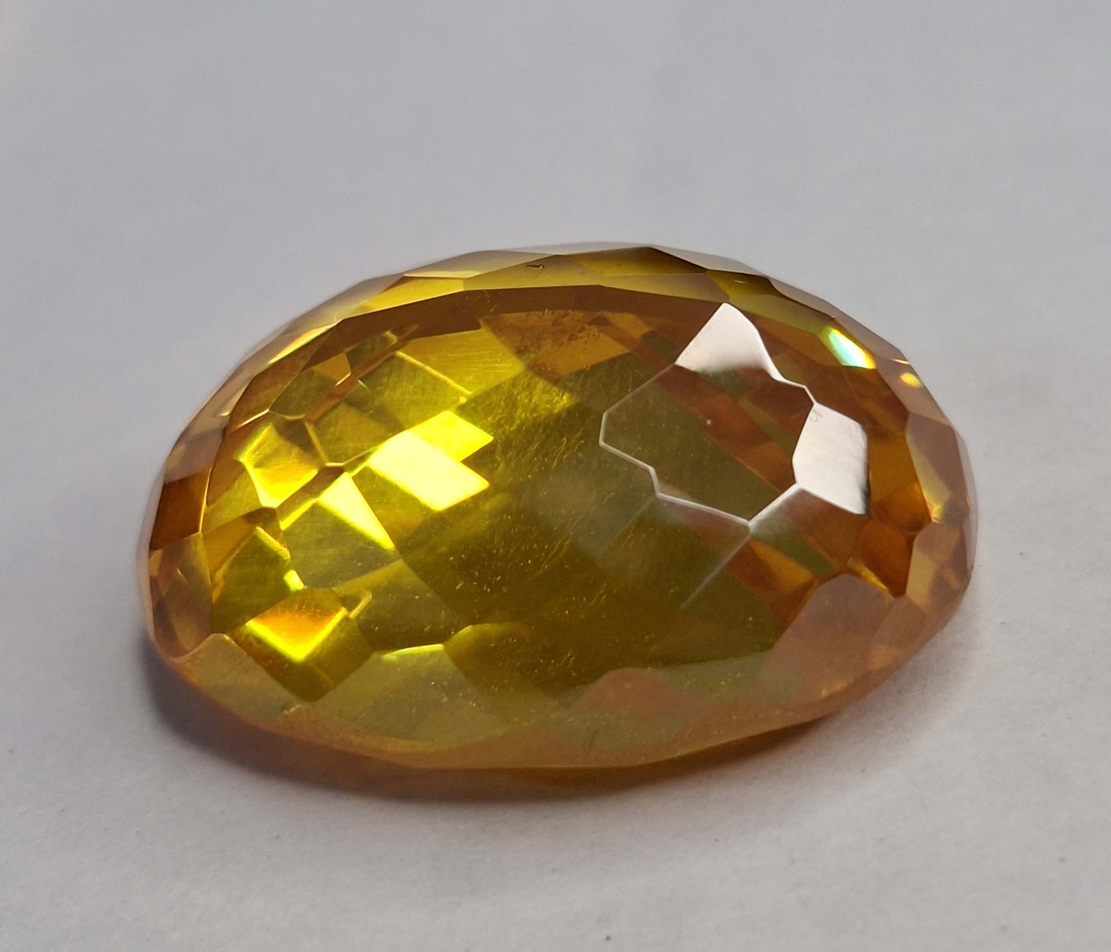 Certified Oval Cut Yellow Zircon 98-100 Ct Cambodia Natural Loose Gemstone RK851