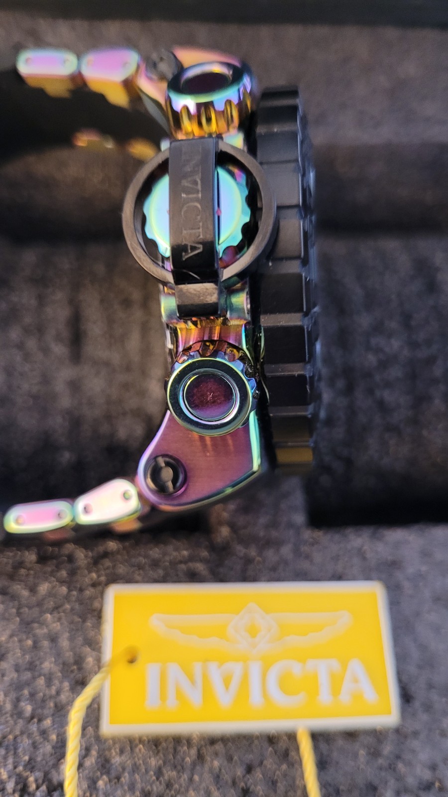 Invicta Sea Hunter Quartz Chronograph Diver Black Case/Strap MOP Dial. Reserve.