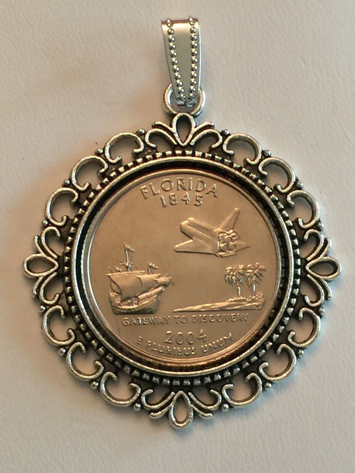 Inventory Clearance Sale *FRAMED U.S. COMMEMORATIVE STATE QUARTER PENDANT: F-I