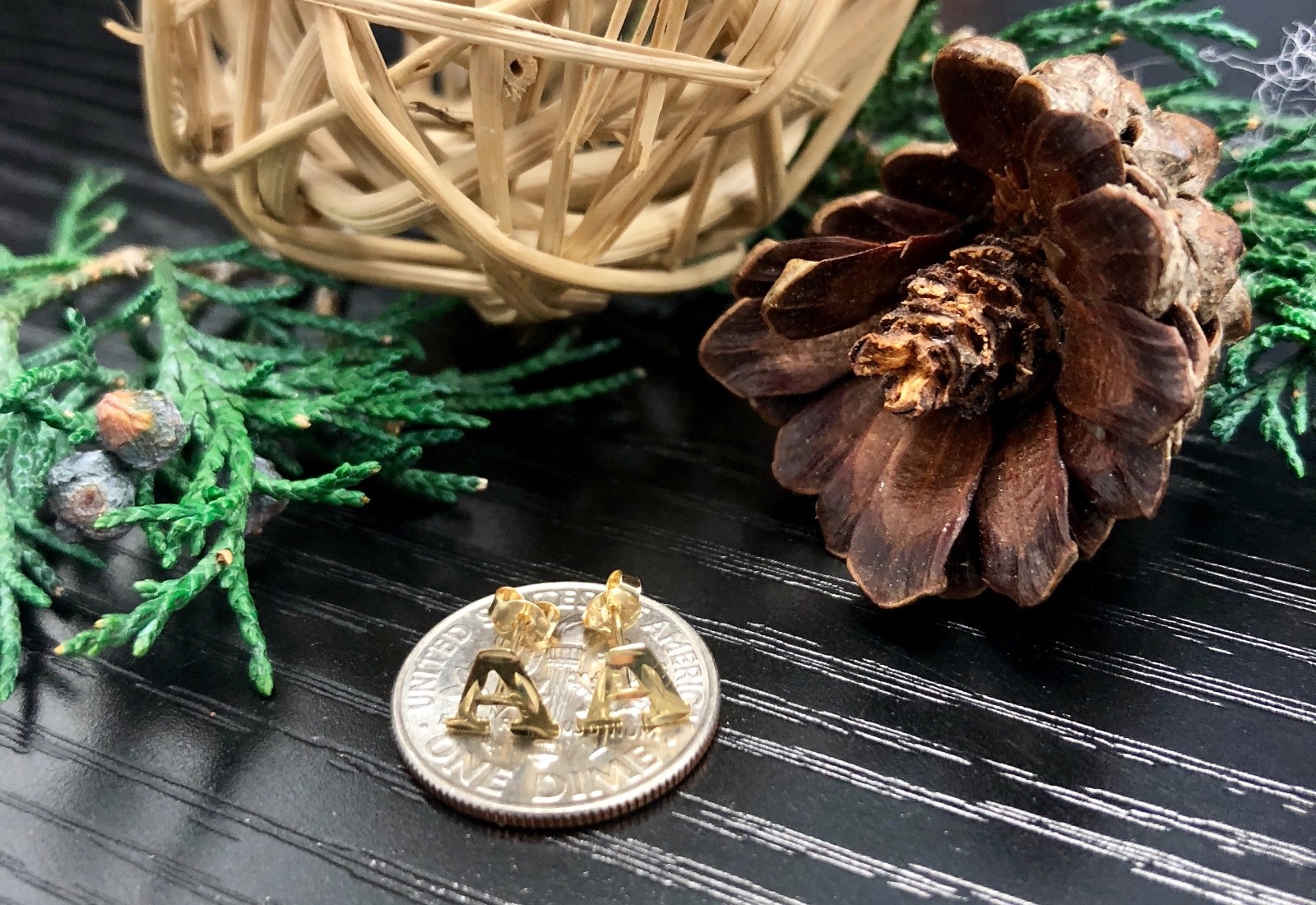 New 14k Real Yellow Gold Initial Letters Stud Earrings For Women Kids Baby Girls