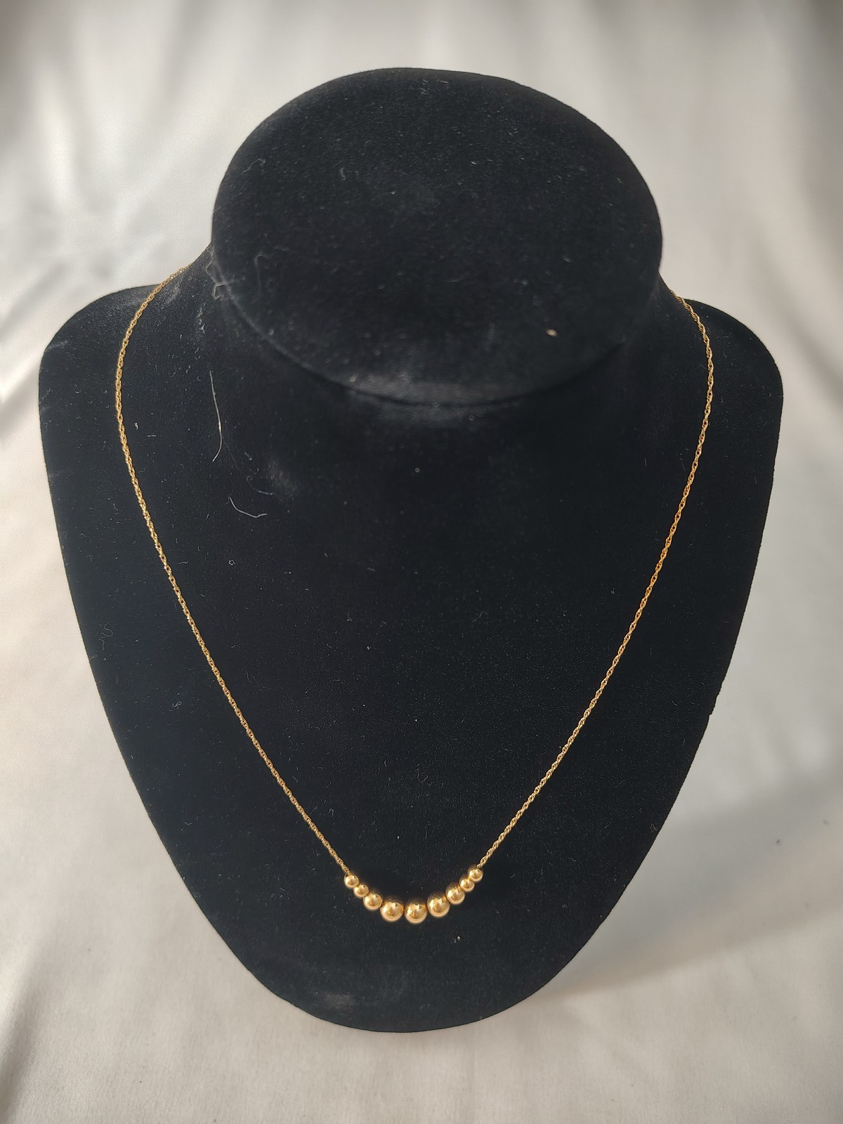 14K Yellow Gold Graduated Bead Station Necklace 18″ 1.58g Estate