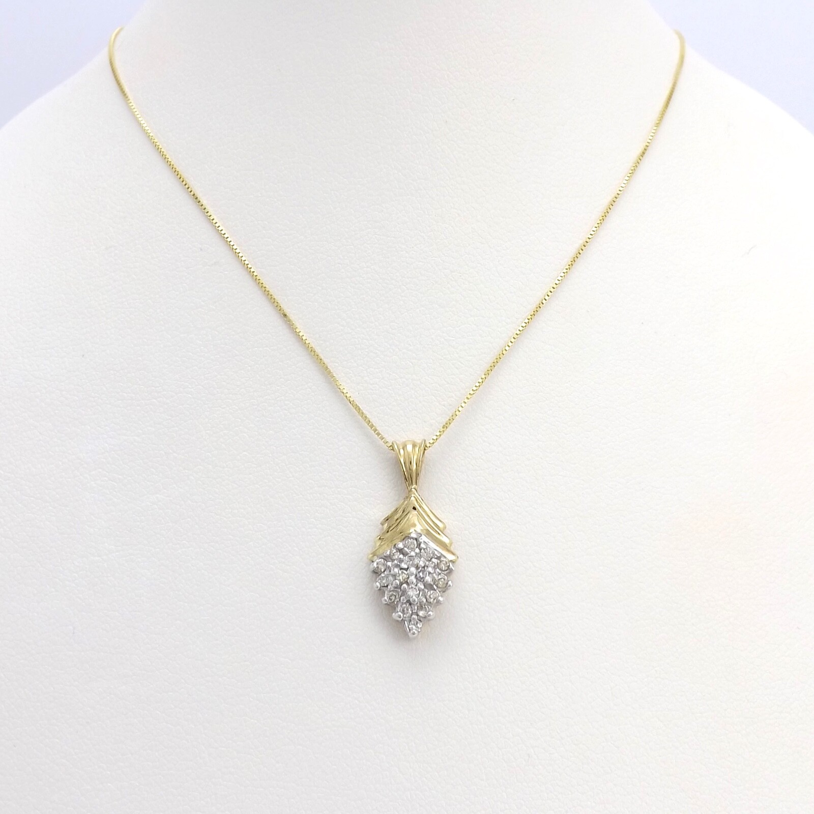 Solid 10k Gold Natural Diamond Pine Cone Pendant Necklace Adjustable 17-19in New