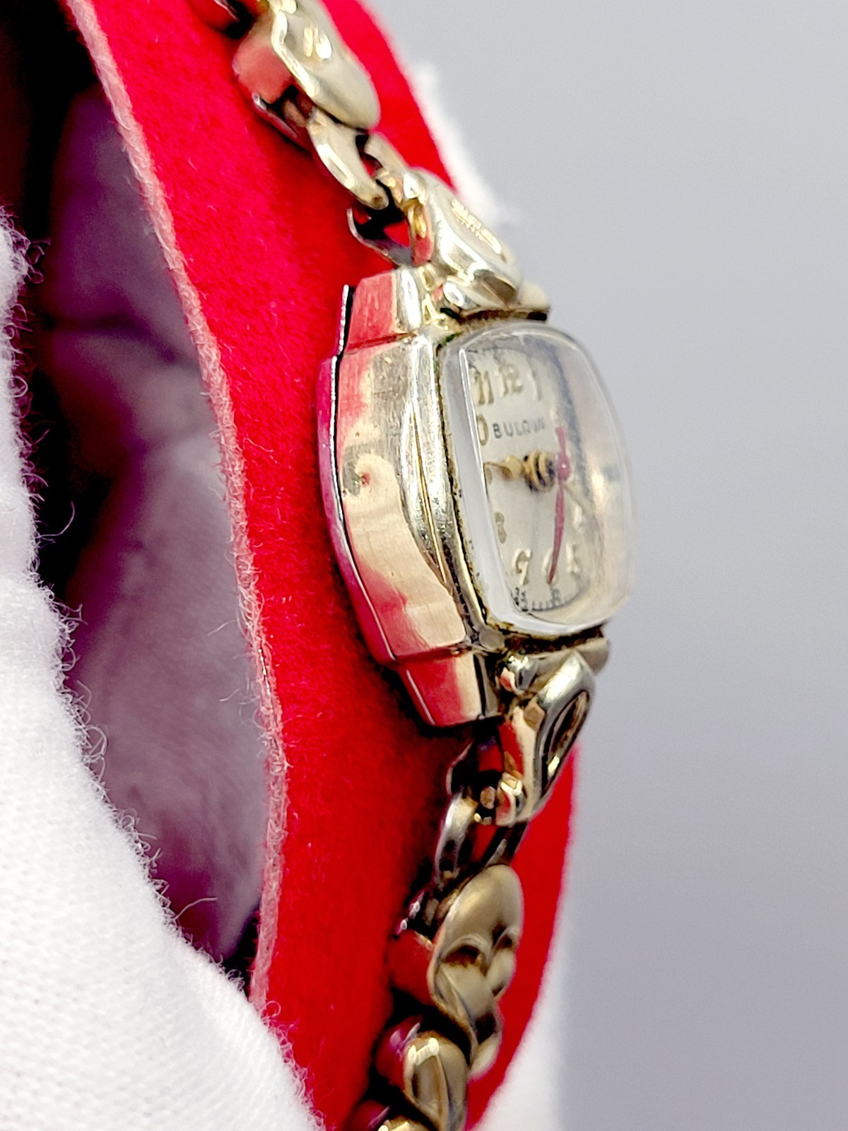 Vintage 1956 Bulova Ladies 16mm Cocktail Watch 10K Gold Filled Swiss Works Great