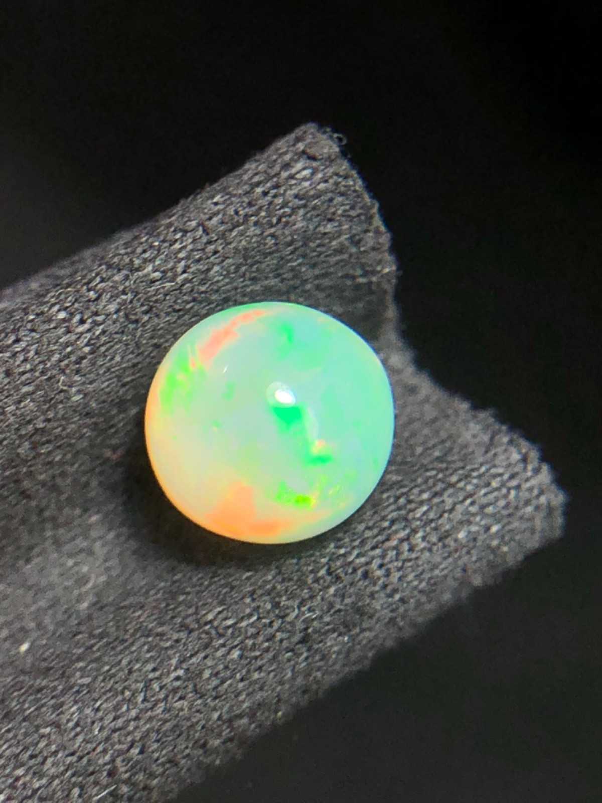 Natural White Ethiopian Opal, 6.40 MM Rainbow Fire Sphere ball
