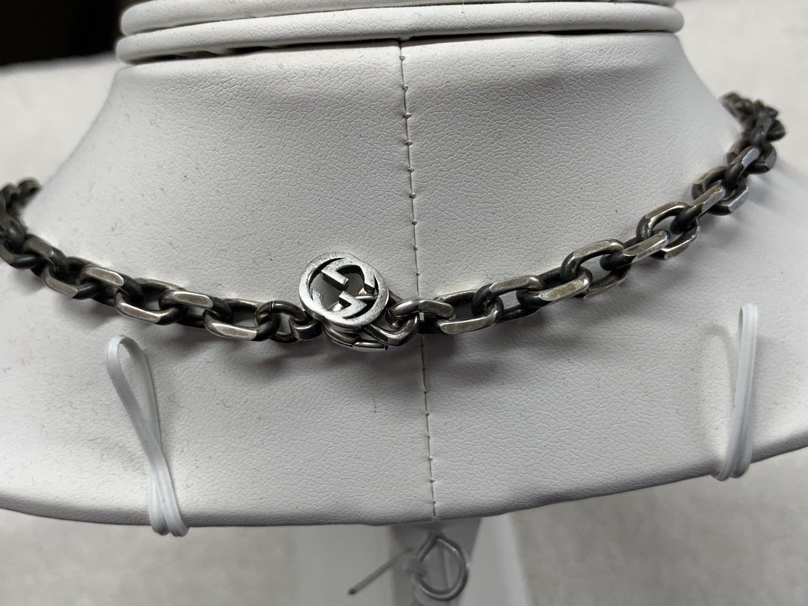 Gucci Sterling Silver 925 GG Interlocking G Link Chain Necklace (23″)