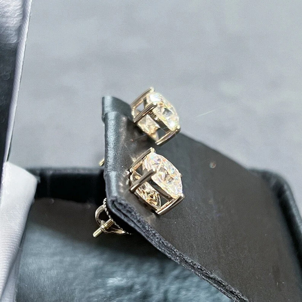 Certified 0.70-10.00ctw D/FL Cushion Cut Moissanite S925 Solitaire Stud Earrings