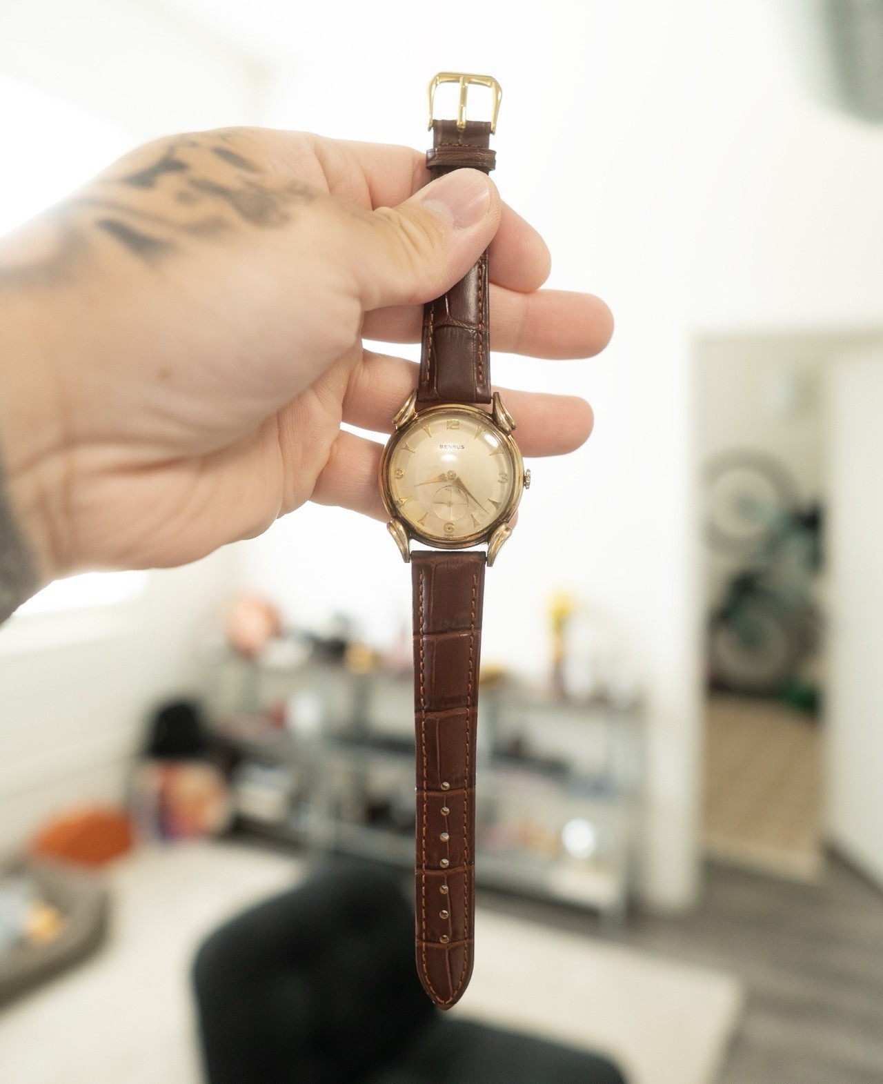 Benrus Vintage Manual Wind Beige Dial Small Seconds