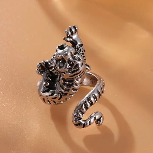Elegant 925 Sterling Silver Charms Fashion Jewelry Tiger Ring One Size Fit All