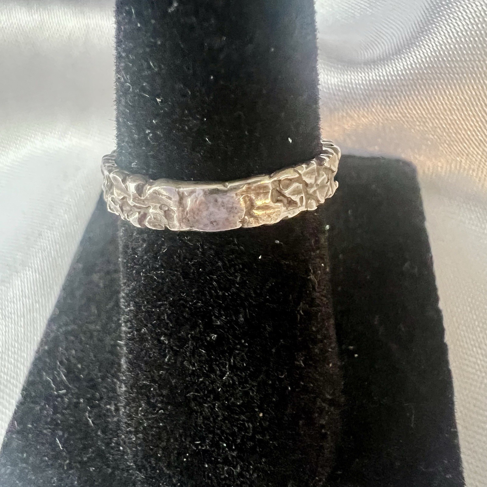 KBN Sterling Silver 925 Designer Signed Garnet Gemstone Ring Size 5.25