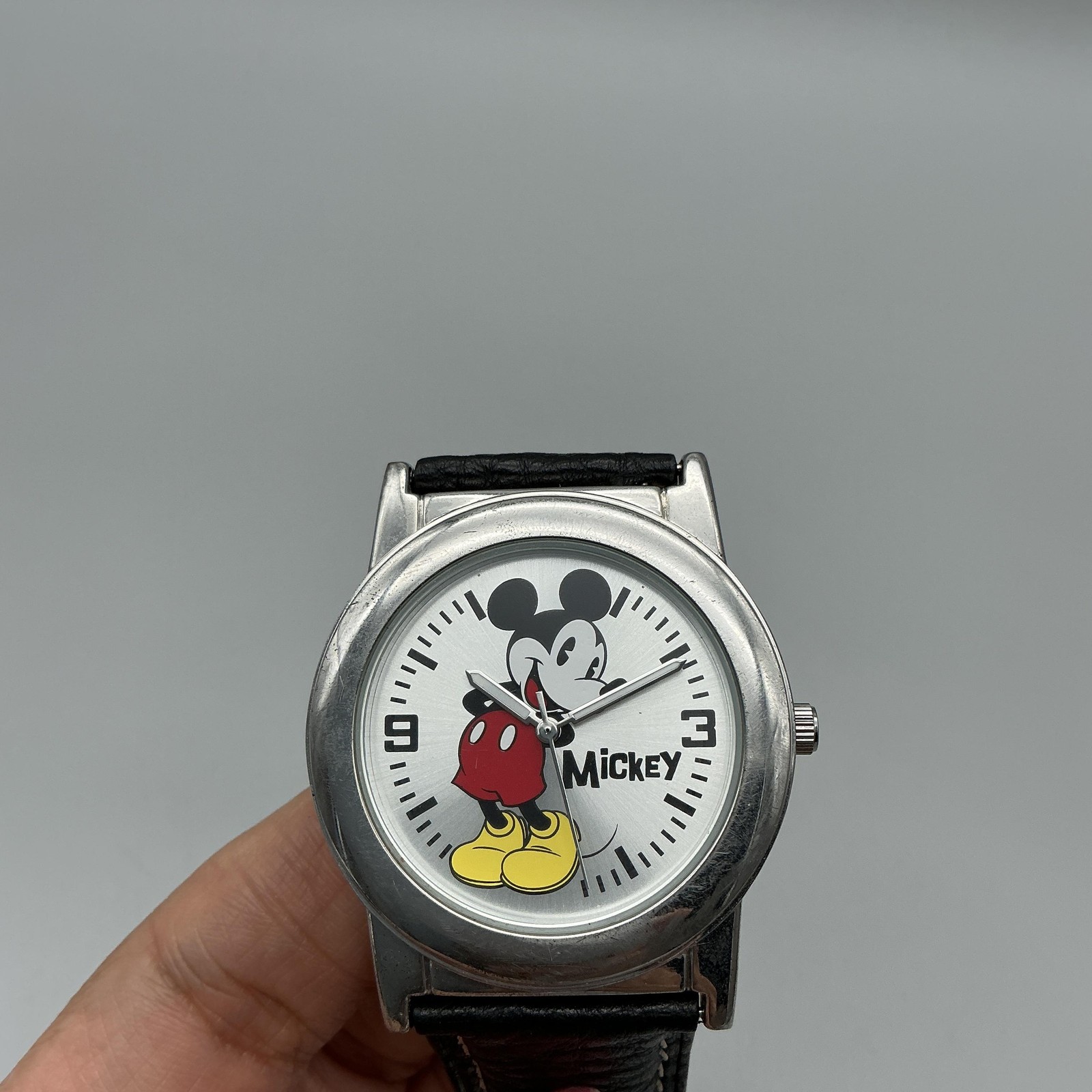 Disney Mens Watch 38mm Mickey Mouse Dial Black Strap Silver Tone New Battery