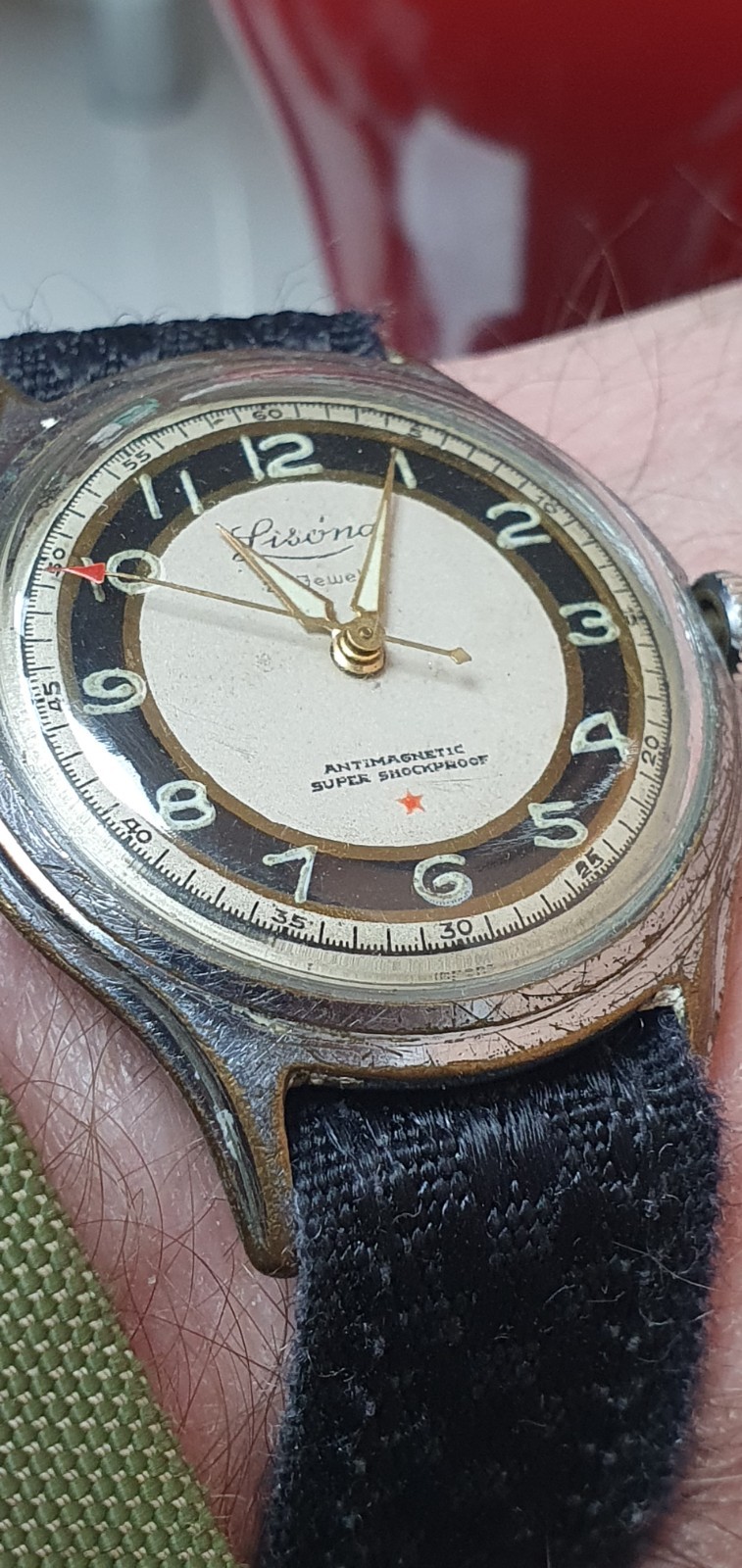 Vintage Men’s Lisona De Luxe Watch, French-Made Cal. HP 127, Mid-20th Century