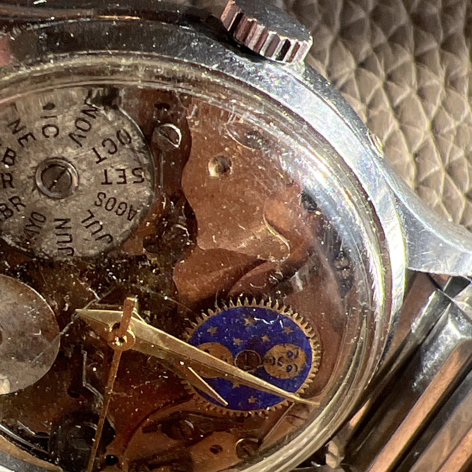 Vintage Men’s Valjoux 90 Triple Date MOONPHASE Large Case Project Running