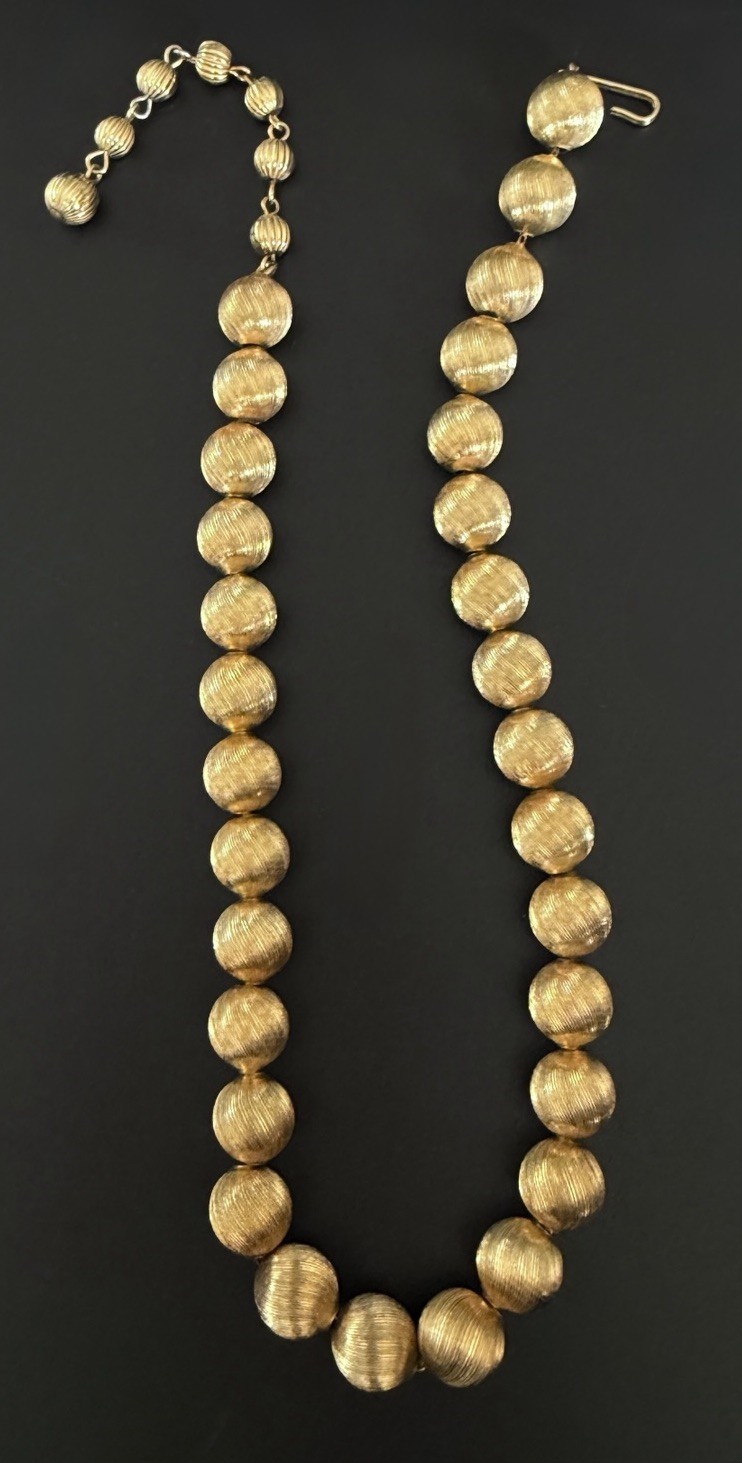 Vintage Gold Tone Brushed Florentine Bead Necklace MCM Chunky Statement J Hook