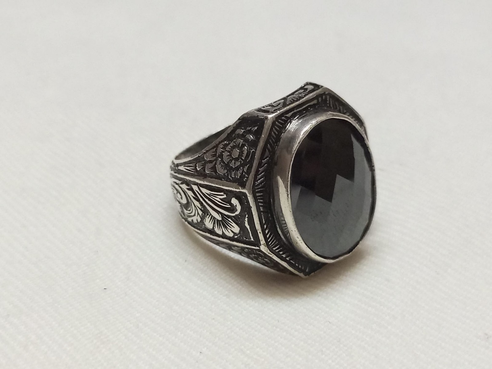 Vintage Turkish Men’s Ring 925 Sterling Silver Black Onyx Carved Engraved 18.4g