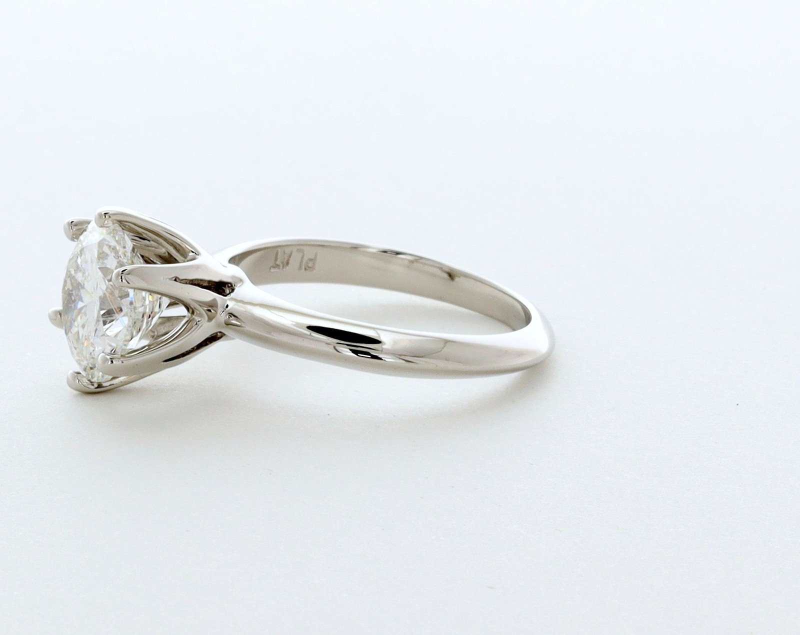 Solitaire Engagement Ring 14K Gold Classic 2.07 CT Round Lab-Grown Diamond E SI1