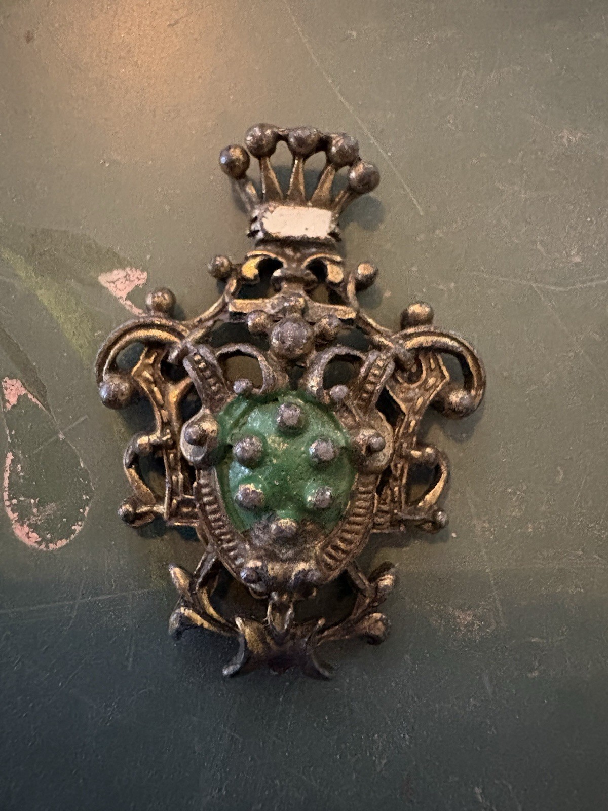 Antique Or Vintage Coat Of Arms Brooch Pendant