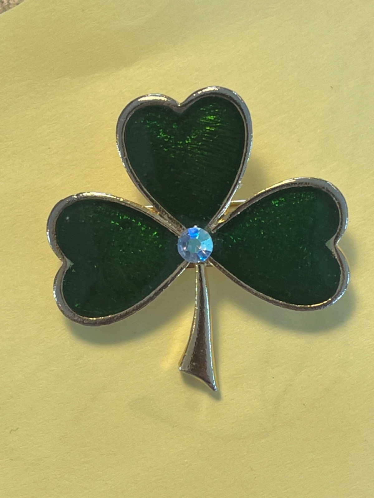 Cute B.J. Green Enamel Shamrock Pin w/AB Rhinestone Center 1.25″x1.25″