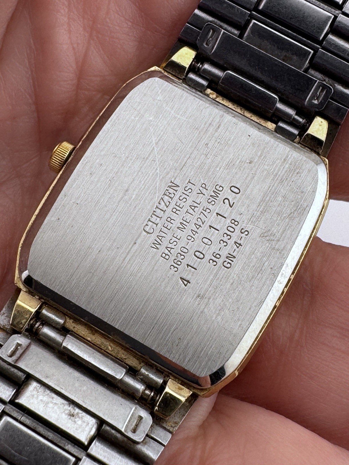 Citizen Quartz 3630-054609 Gold Tone Vintage Watch Japan Working
