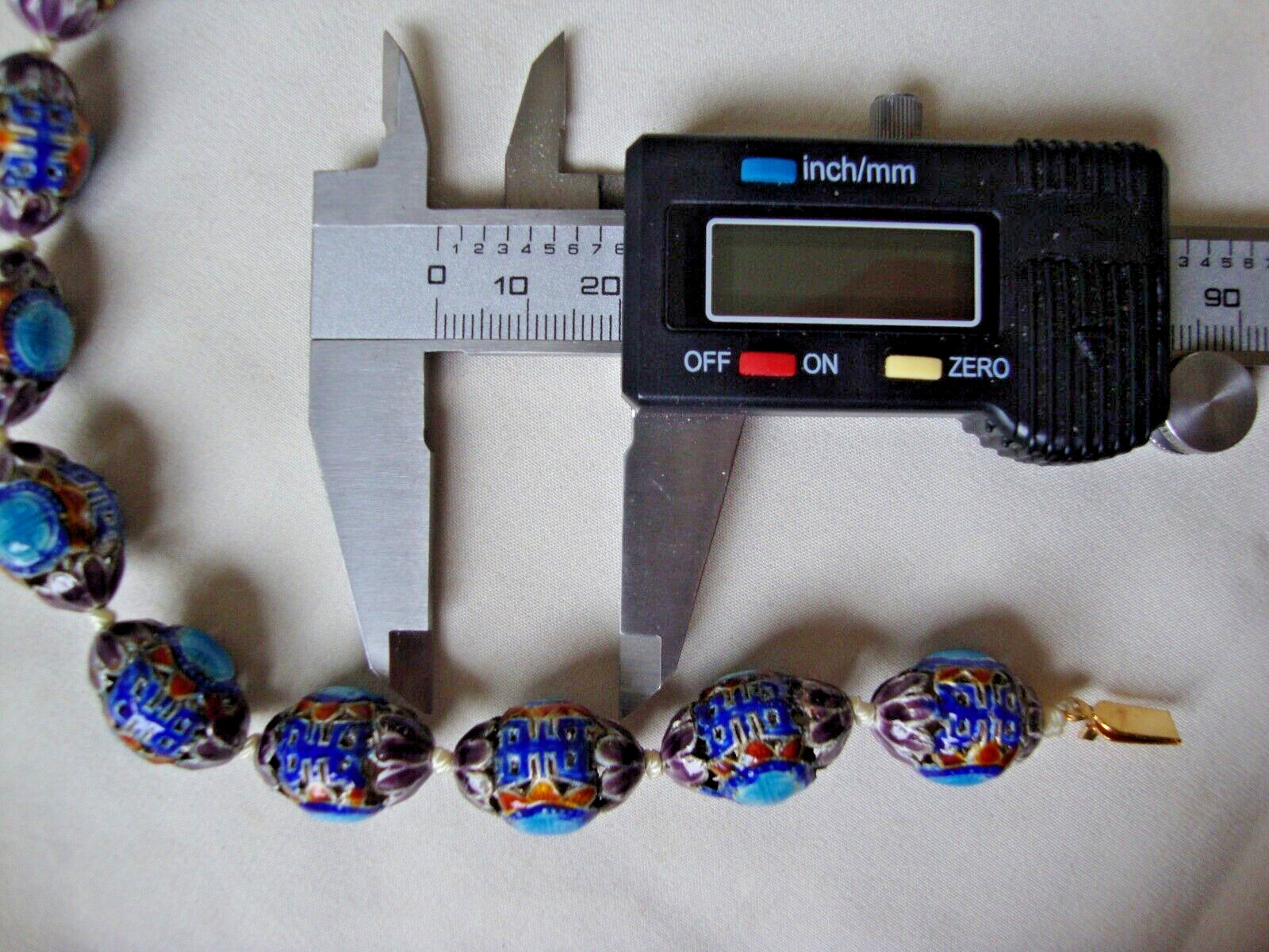 VINTAGE CHINESE EXPORT CLOISONNE MULTICOLOR DOUBLE SHOU SILVER EGG BEAD NECKLACE