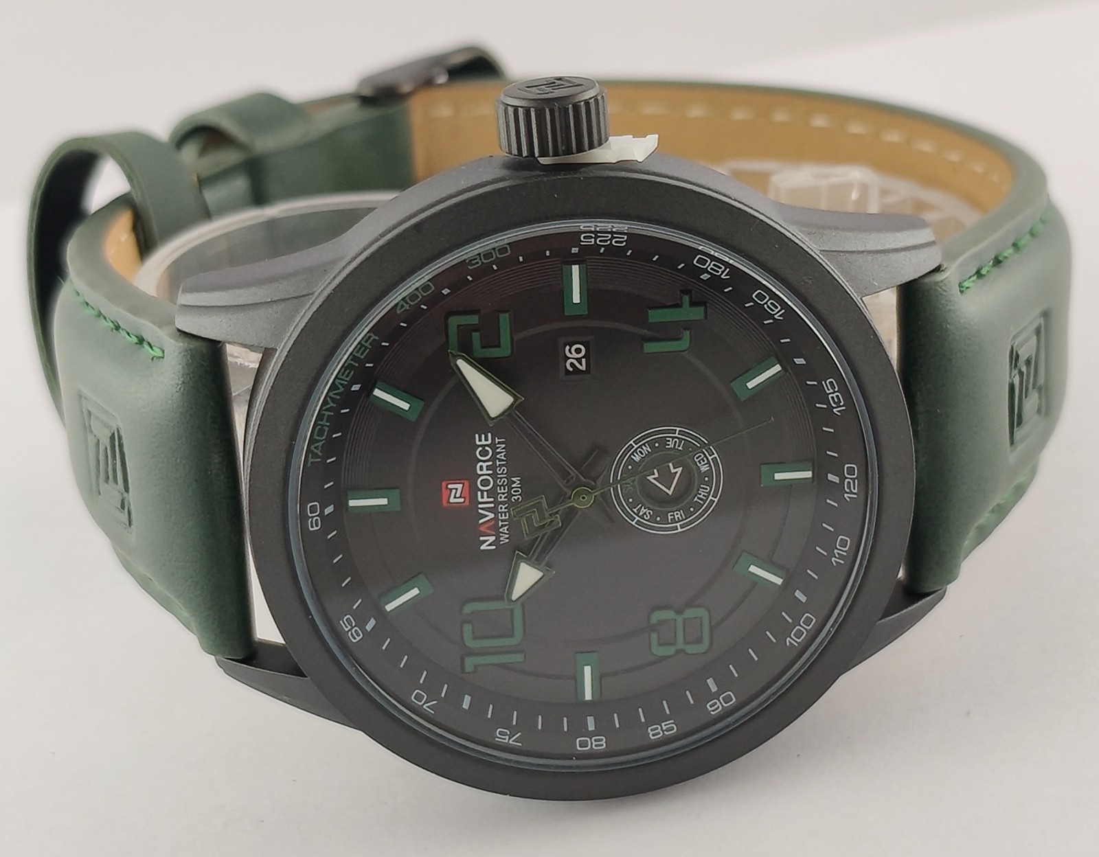 Naviforce Quartz Black Dial Date/ Day Excellent Working Men’s Watch Leather Band