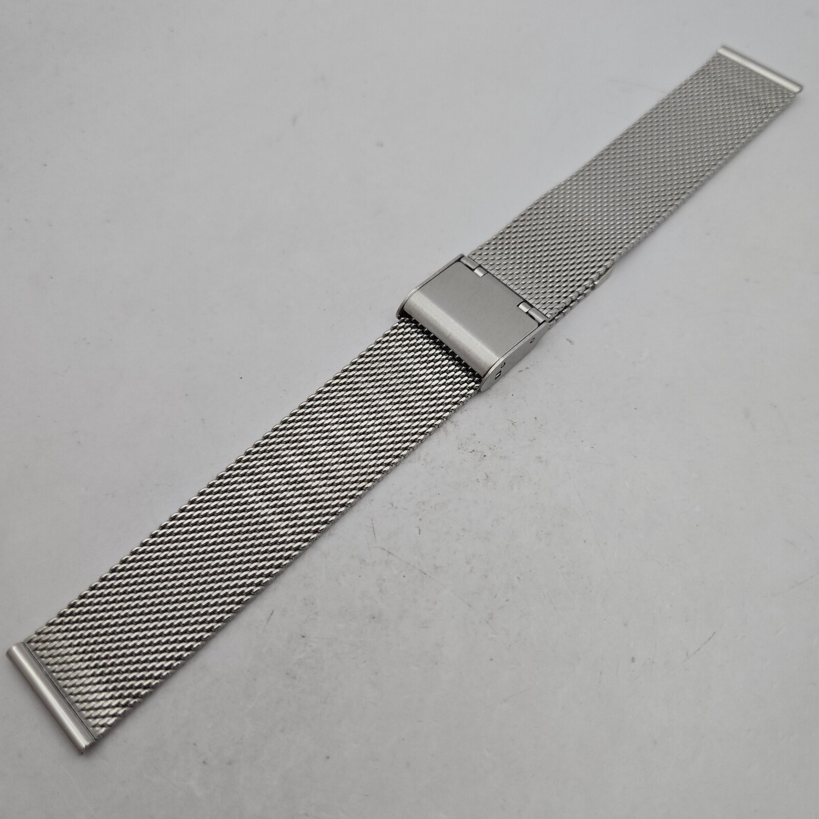 Unbranded Stainless steel mesh watchband/Bracelet 20mm