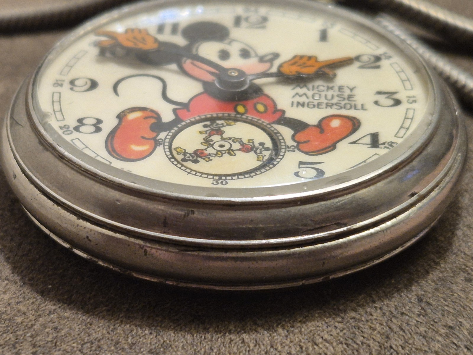 Vintage Ingersoll LTD of London Bearded Mickey Mouse Pocket Watch 50 mm Working