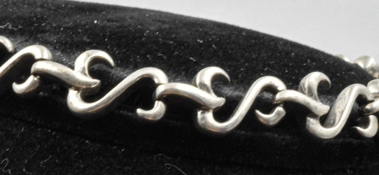JWBR Sterling Silver Jane Seymour OPEN HEART Design Ladies bracelet 7.1″ Long