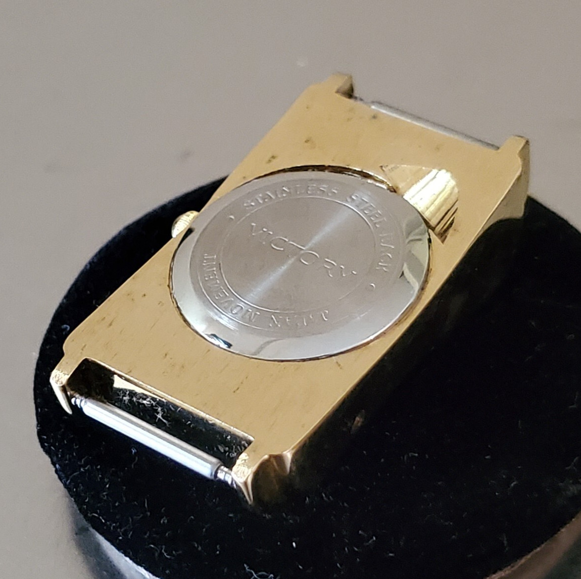 VICTORY Women’s Watch Vintage Analog Quartz Gold Tone No Band Japan 22 mm