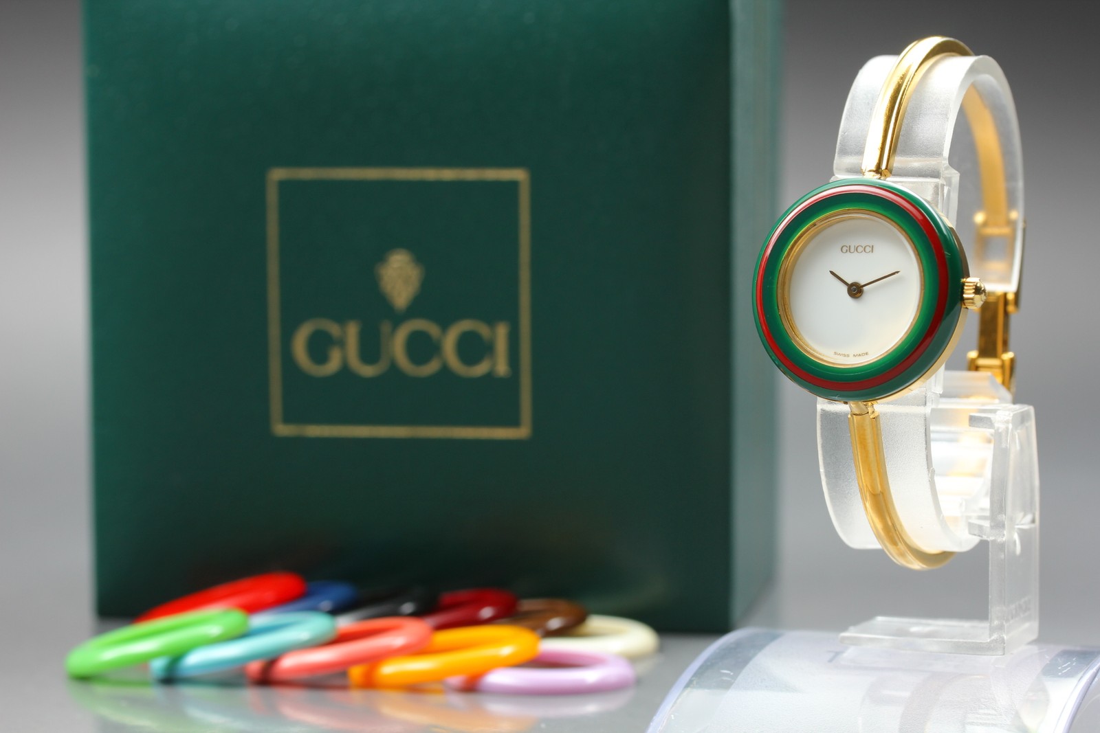 [Near MINT] GUCCI 11/12.2 Change Bezel 12 Colors Ladies Quartz Watch From JAPAN